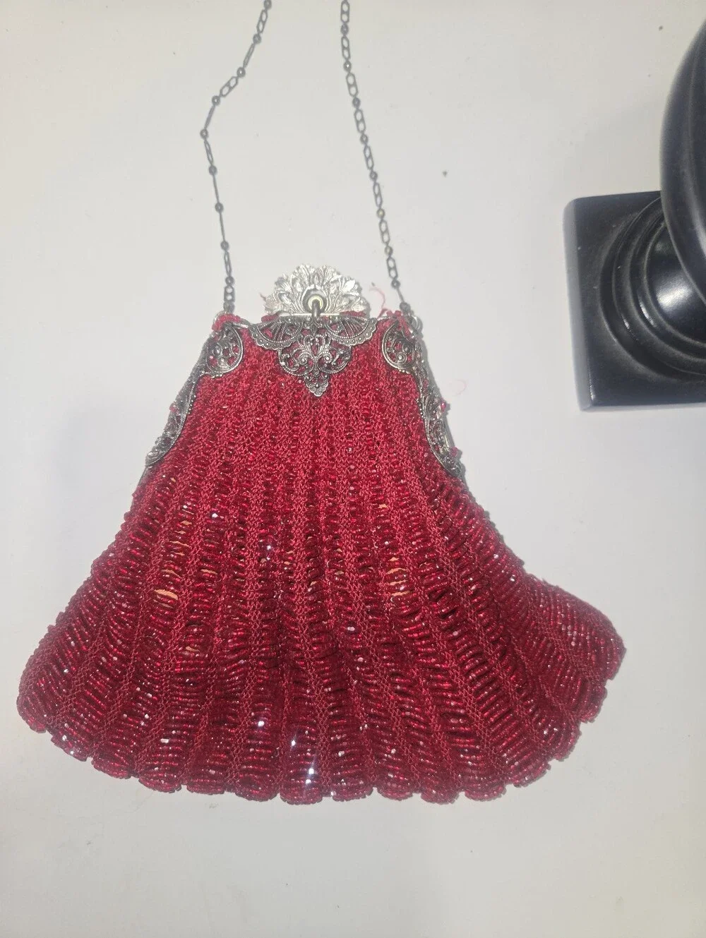 Vintage Red Beaded Purse. Excellent Condition. All Parts Work. No Rips Or Tears!
